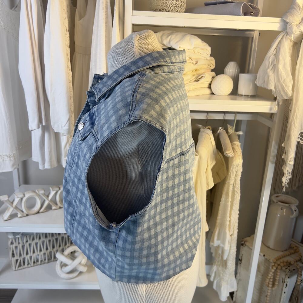 EST. 1946 women’s size extra large sleeveless denim jacket checkered.#2570 - Picture 2 of 6